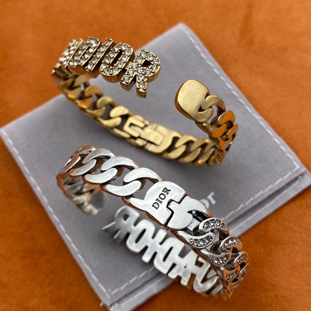 Classic CD2 Color Letter Hollow Bracelet