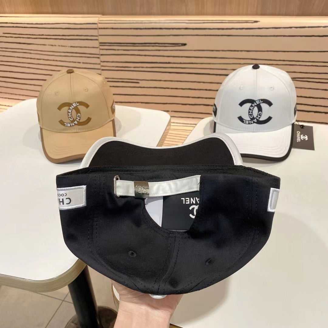 Solid color double C letter baseball cap