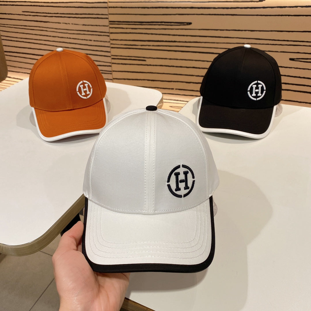 Fashion H Letter Pattern Baseball Cap