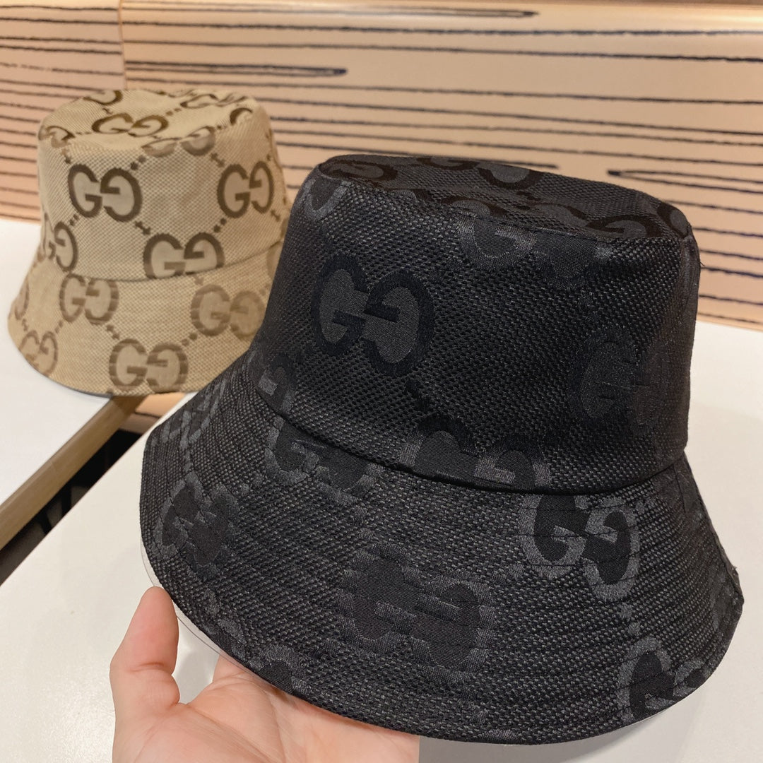 GG solid color chain pattern bucket hat