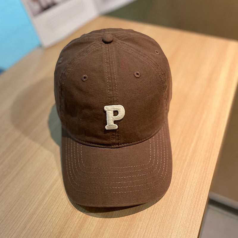 solid color retro lowercase P-shaped baseball cap