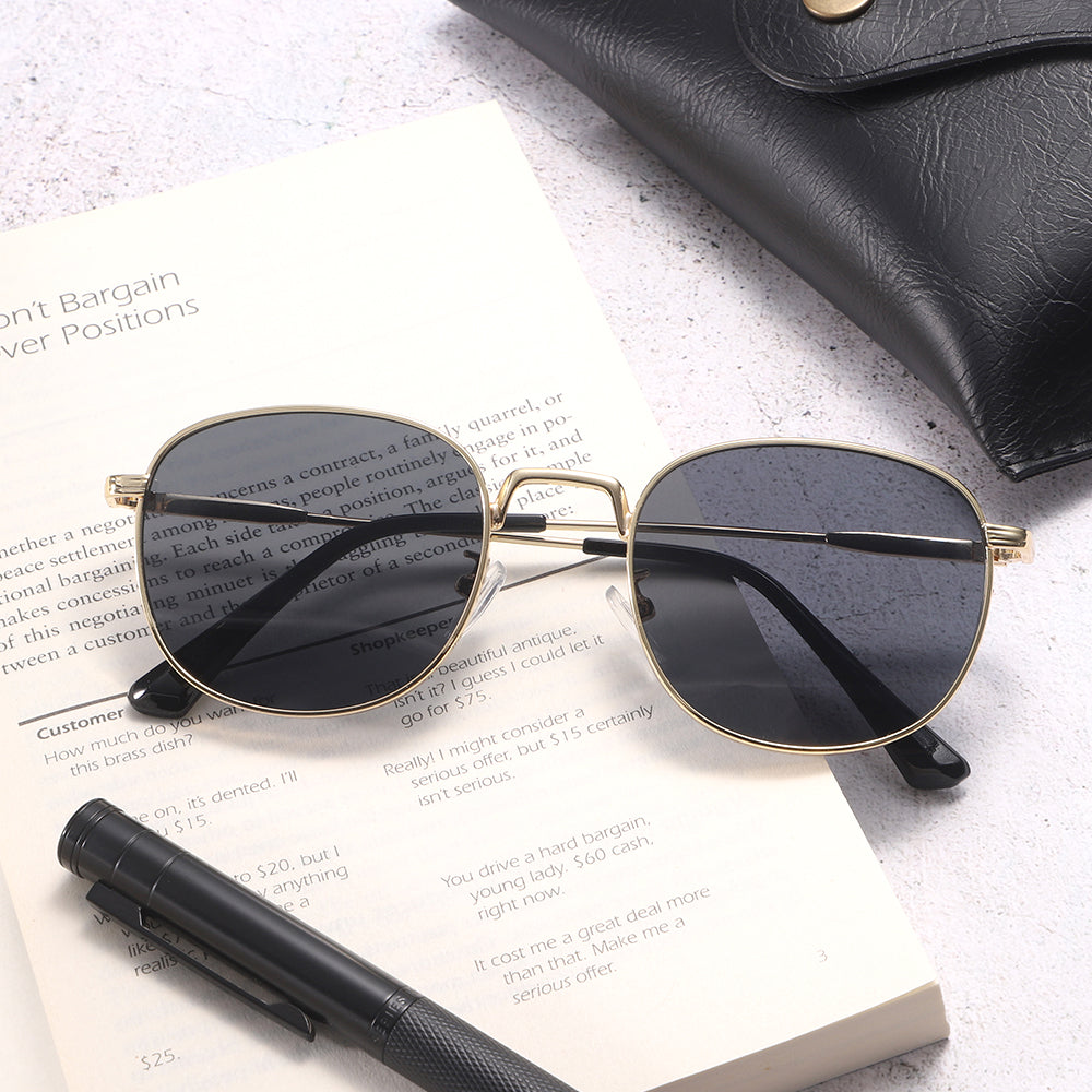 Rose Gold Retro-Vintage Round Tinted Sunglasses