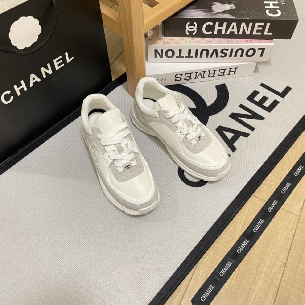 New Letter Print Casual Sneakers