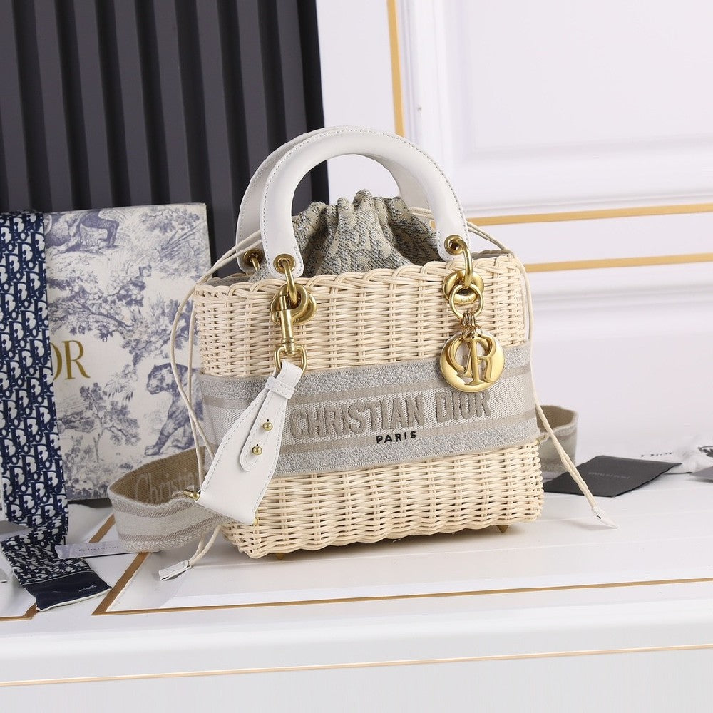 Stylish Top-handle Bag W88