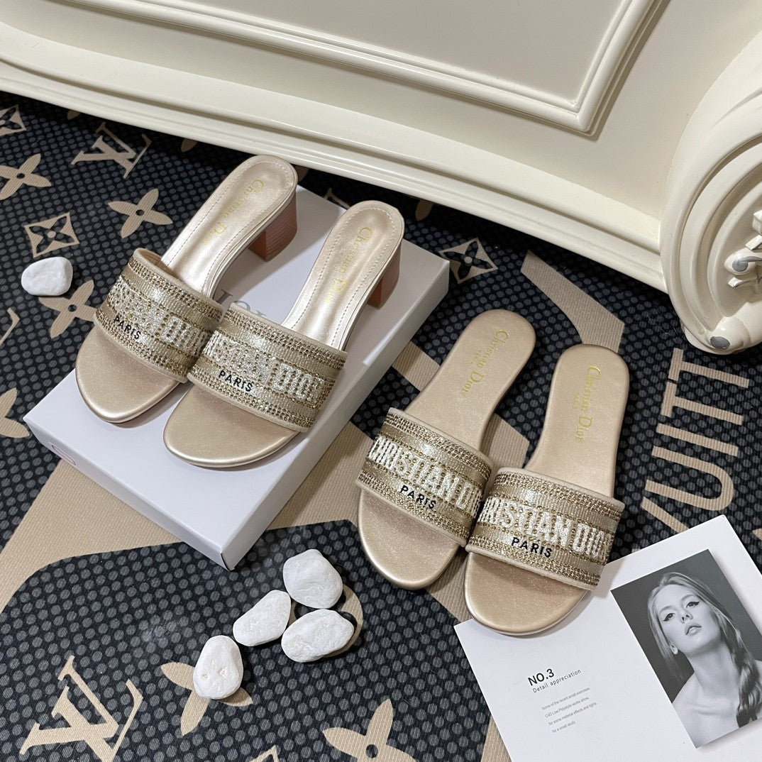 Pressed Diamond Slippers S23