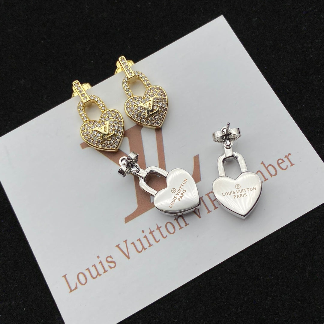 Sparkling Heart Lock Diamond Earrings