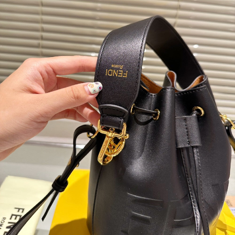 Stylish Bucket Bag W3916