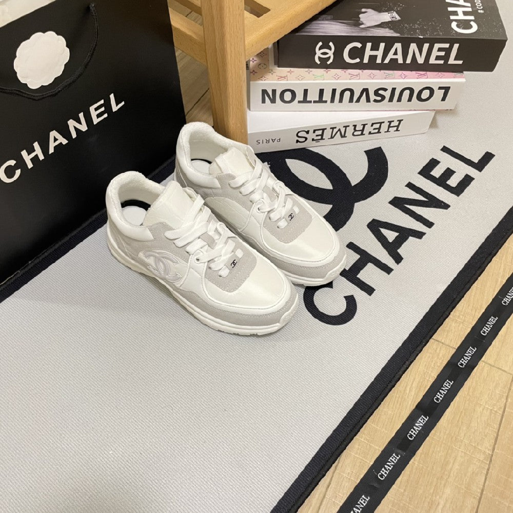 New Letter Print Casual Sneakers