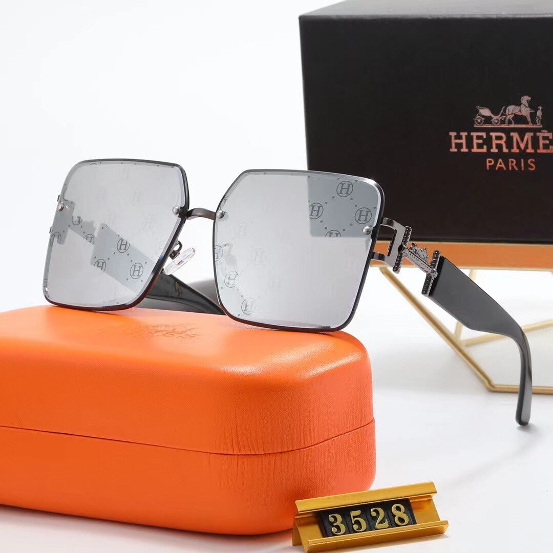 Square Sunglasses 3528