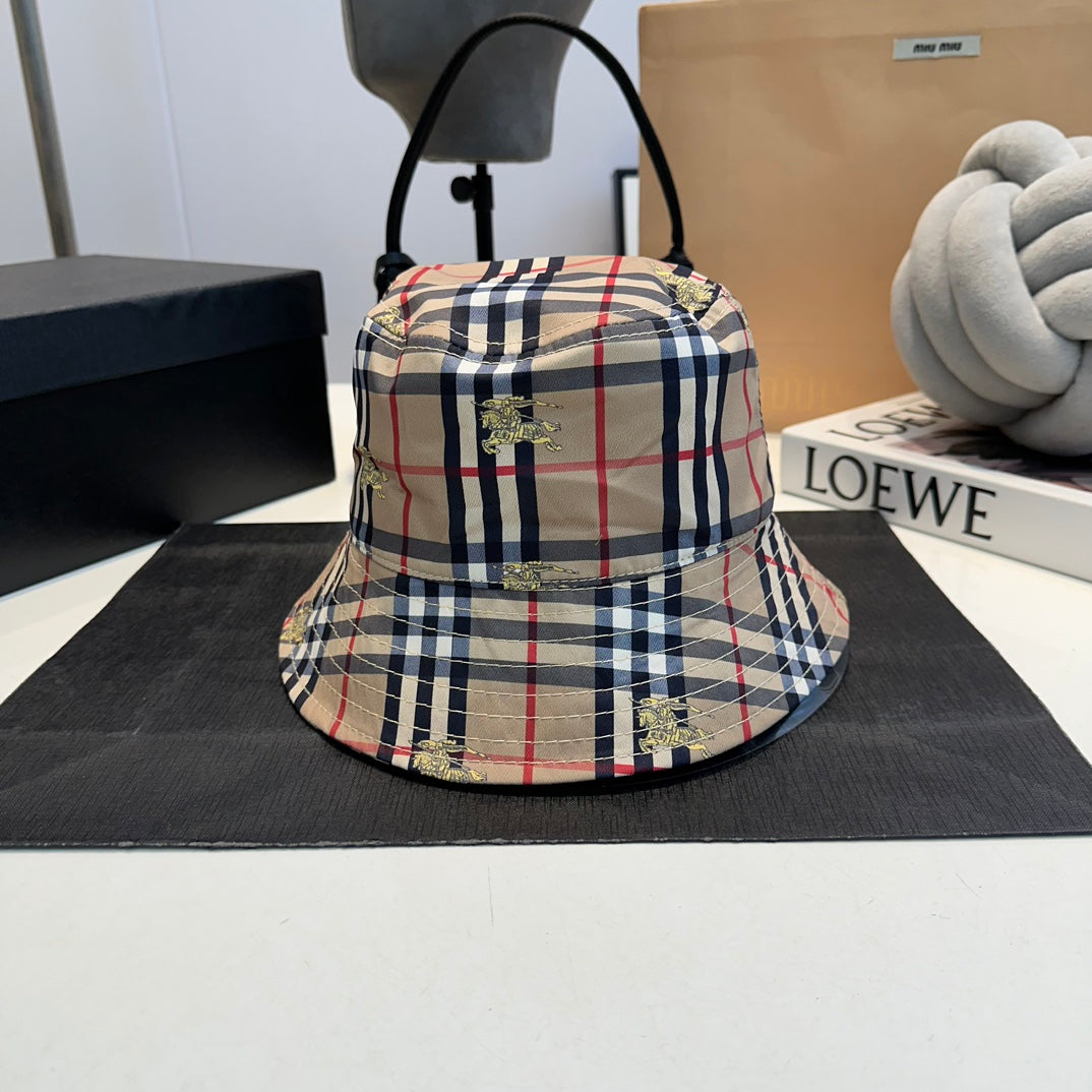 Checkered bucket hat, unisex