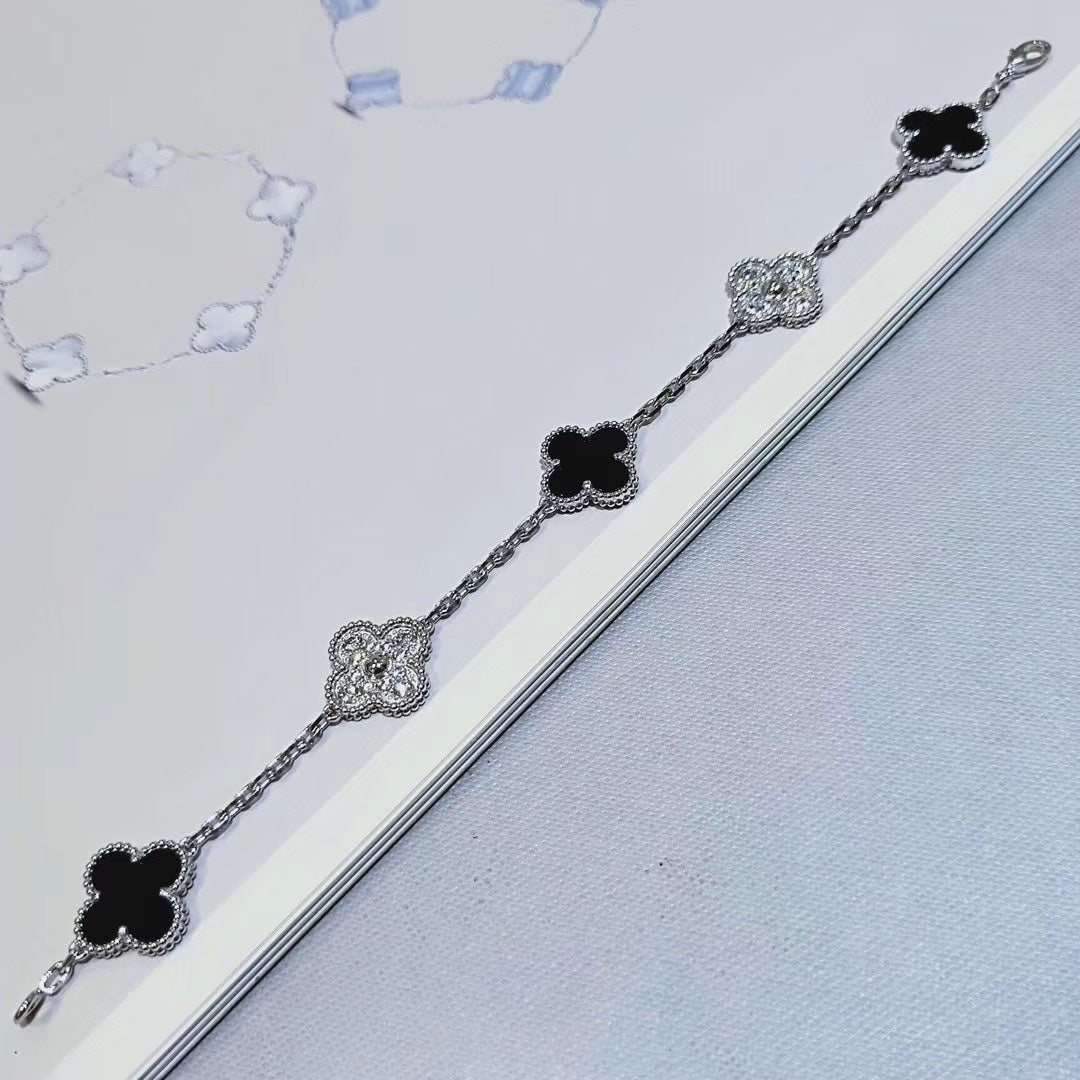 Inter-Diamond Black Chalcedony Five Flower Bracelet