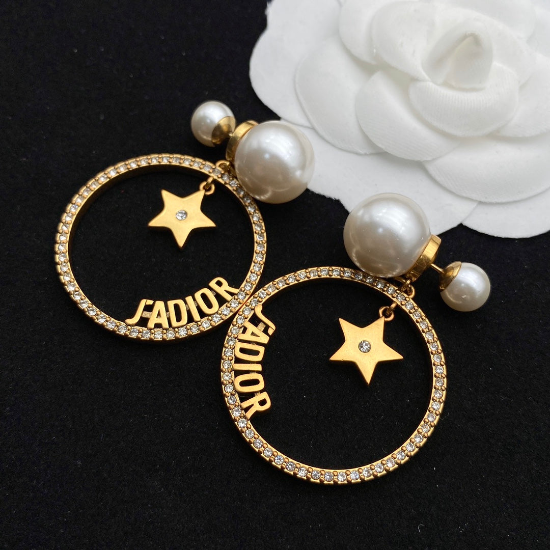 Circle Star Stud Earrings