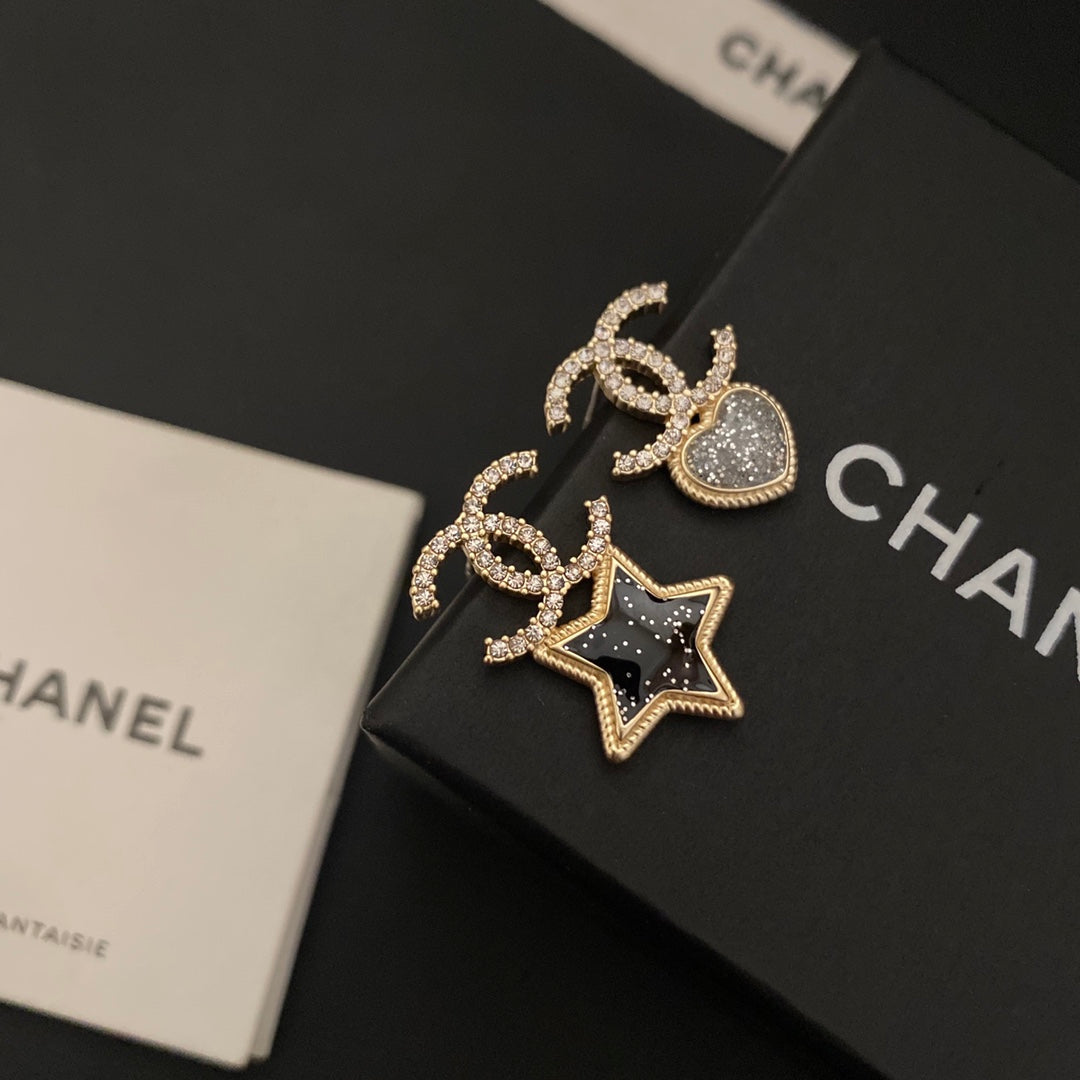 Asymmetric Star Diamond Earrings