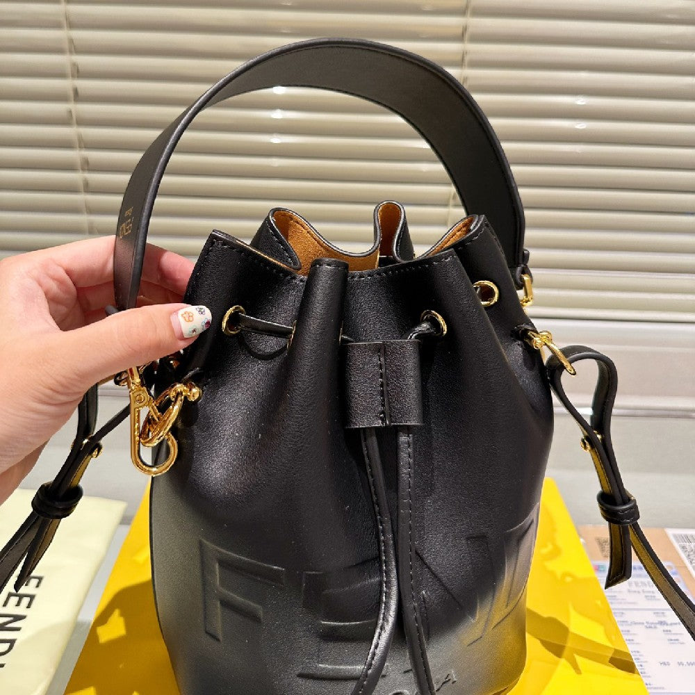 Stylish Bucket Bag W3916