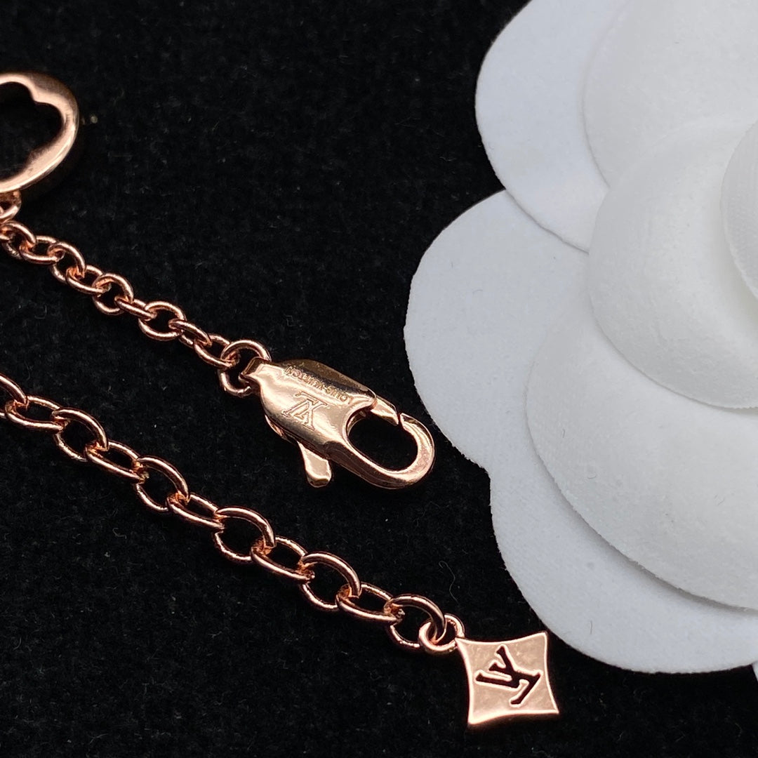 Classic 5 Flower Pendant Adjustable Bracelet