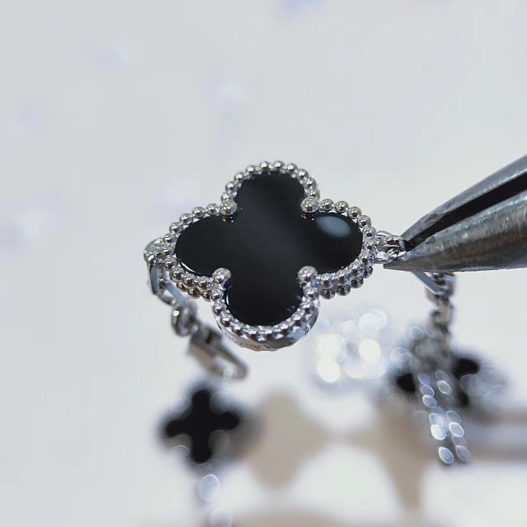 Inter-Diamond Black Chalcedony Five Flower Bracelet