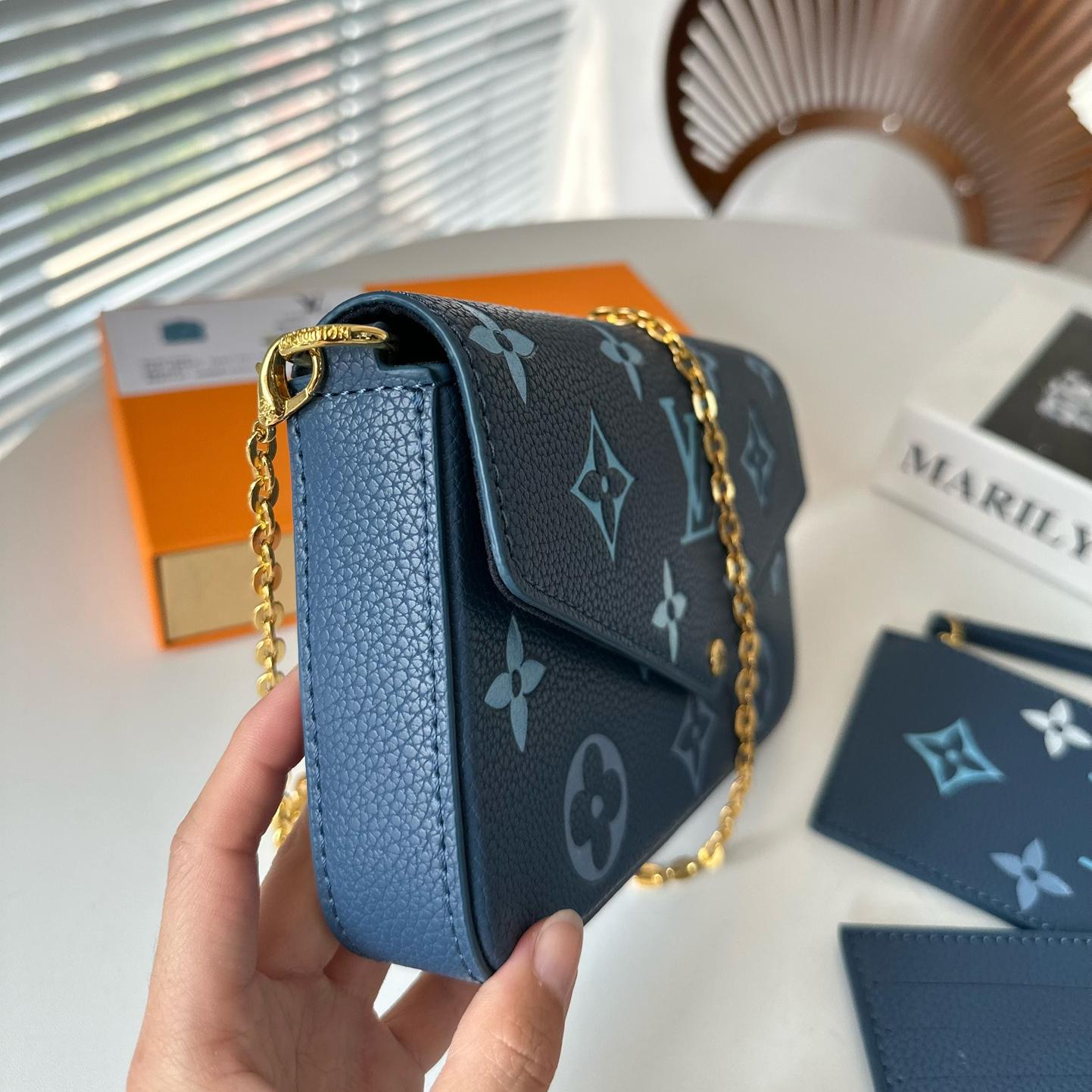 Stylish Wallet W231