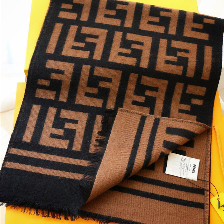 Unisex F Letter Double-sided Scarf