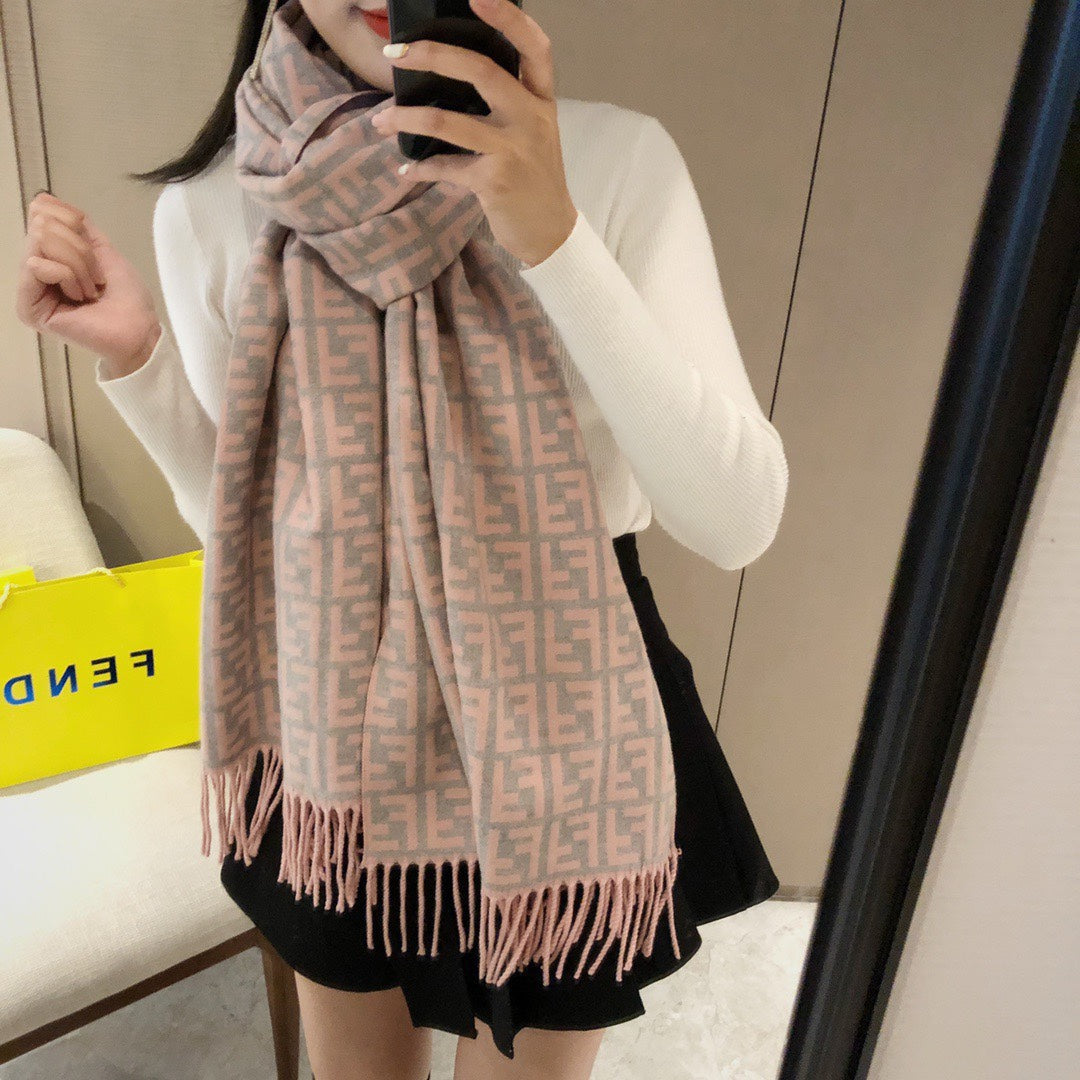 Retro Embossed F Cashmere Tassel Scarf