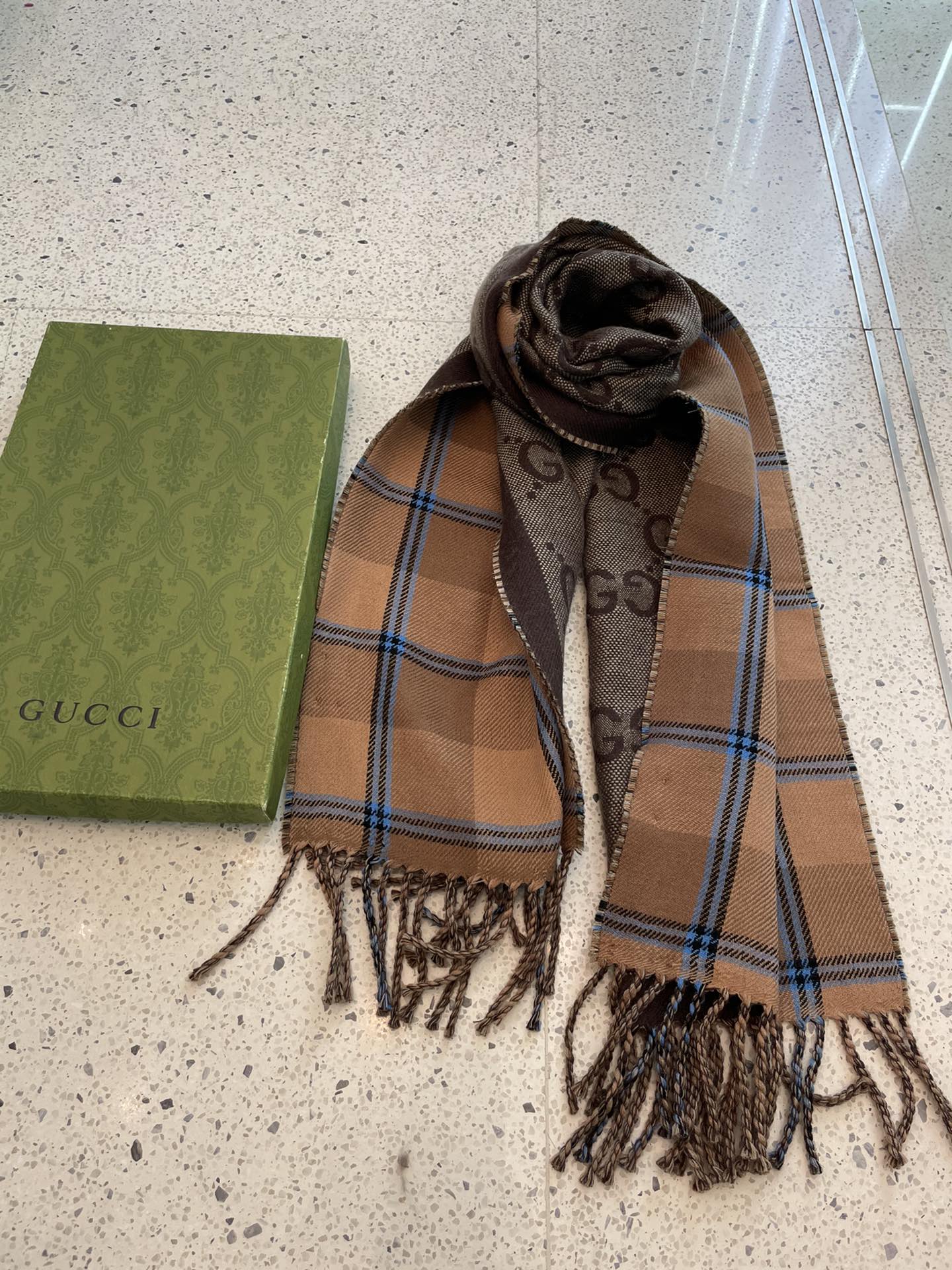 Double-Sided Plaid G Pattern Tassel Scarf