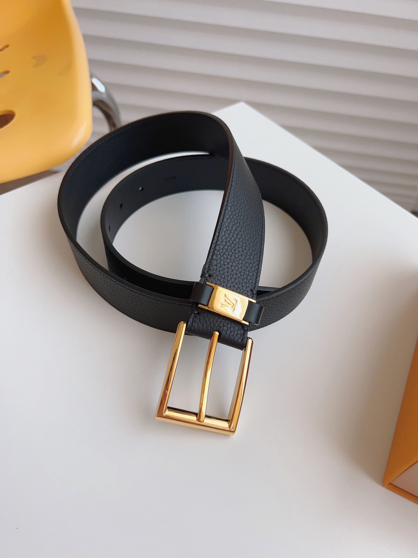 Men's Pin Buckle Belt Width: 35mm