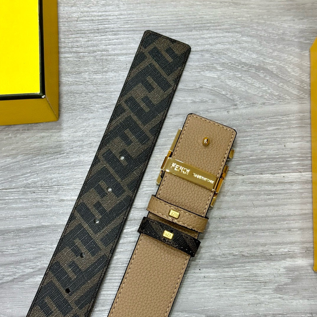 Double belt loops with leather material