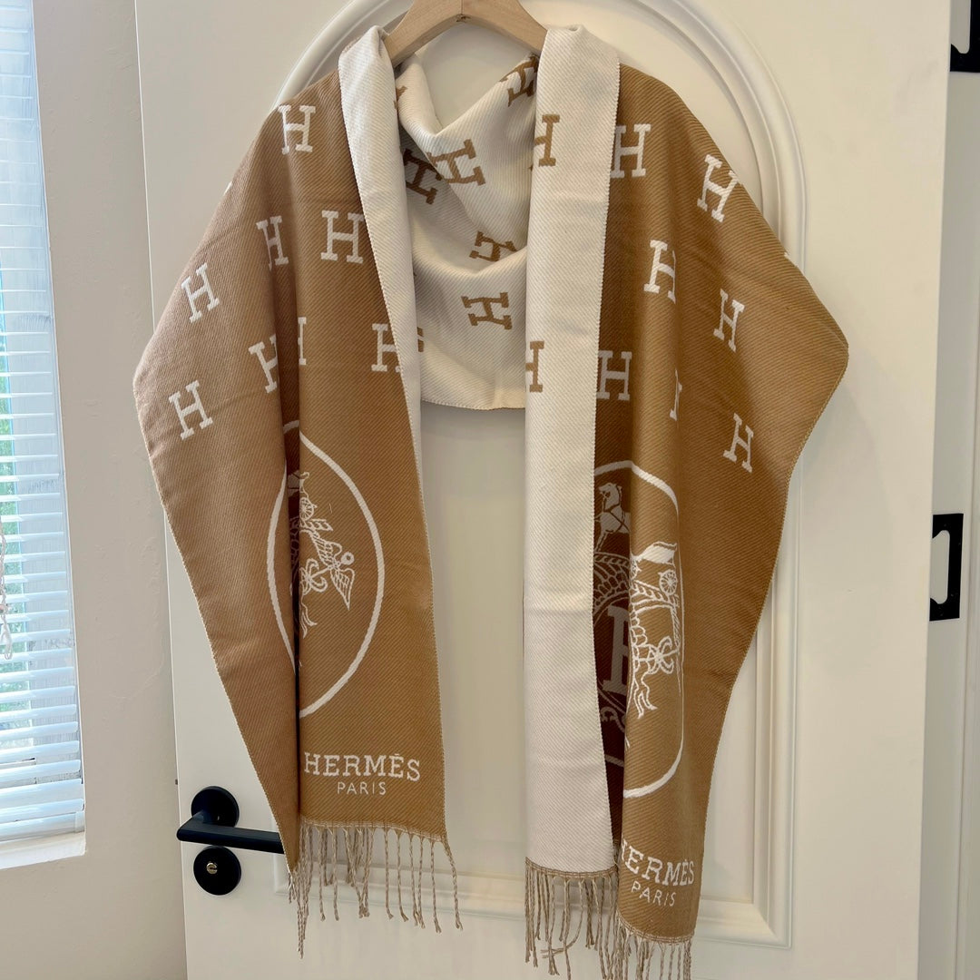 H Carriage Embossed Cashmere Scarf