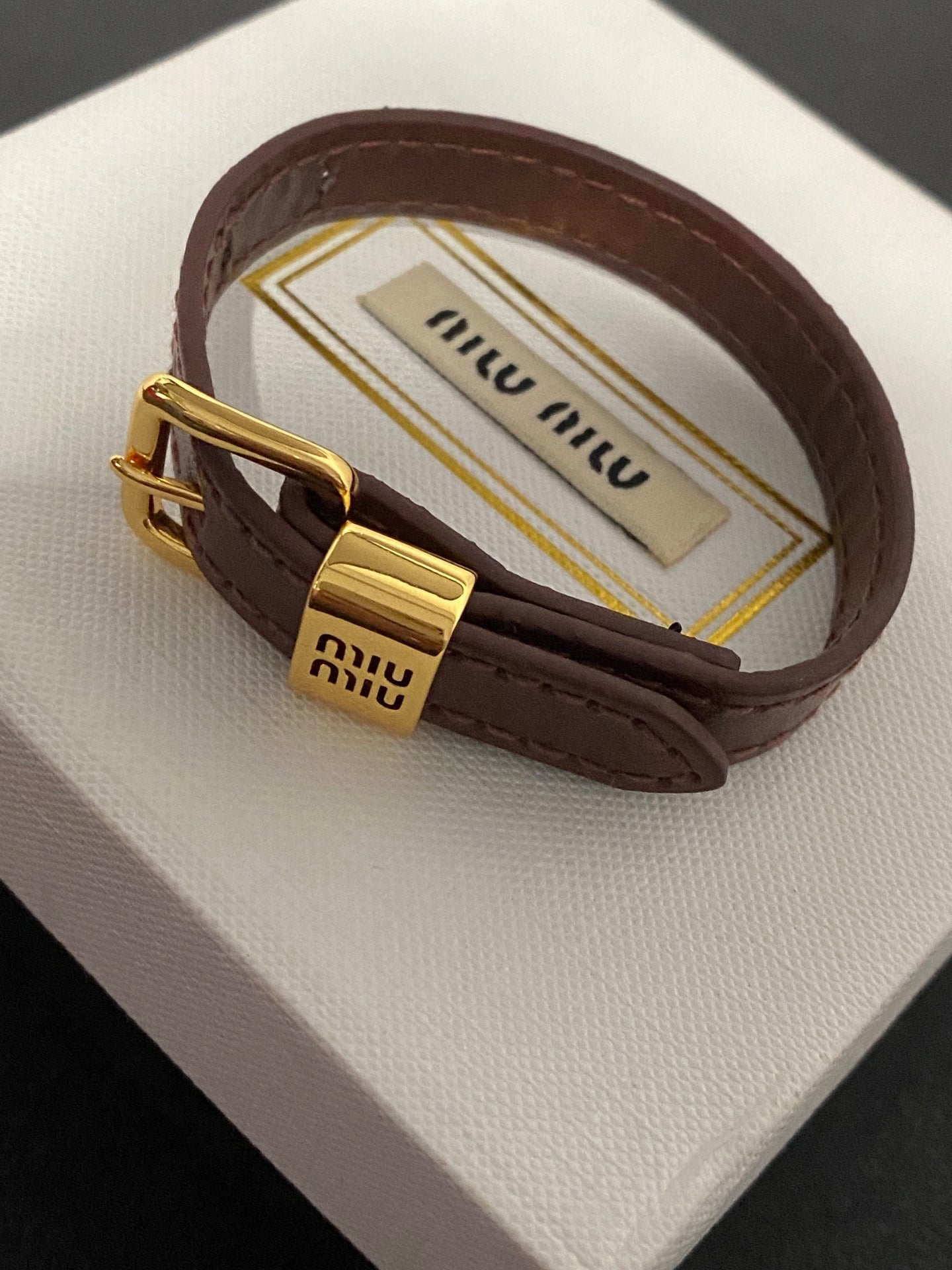 Genuine leather bracelet temperament light luxury letter bracelet