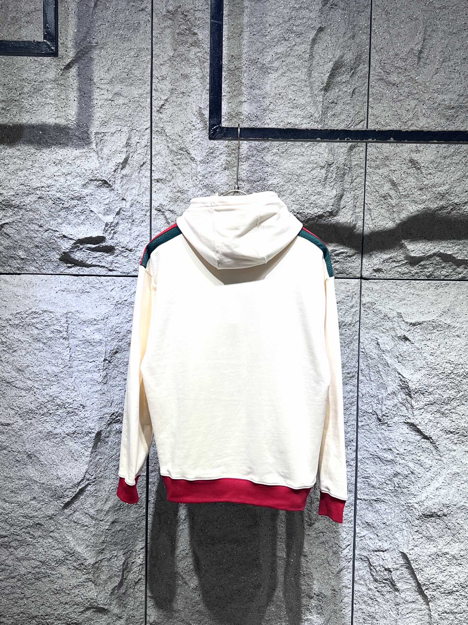 Color Splicing Sweatshirt