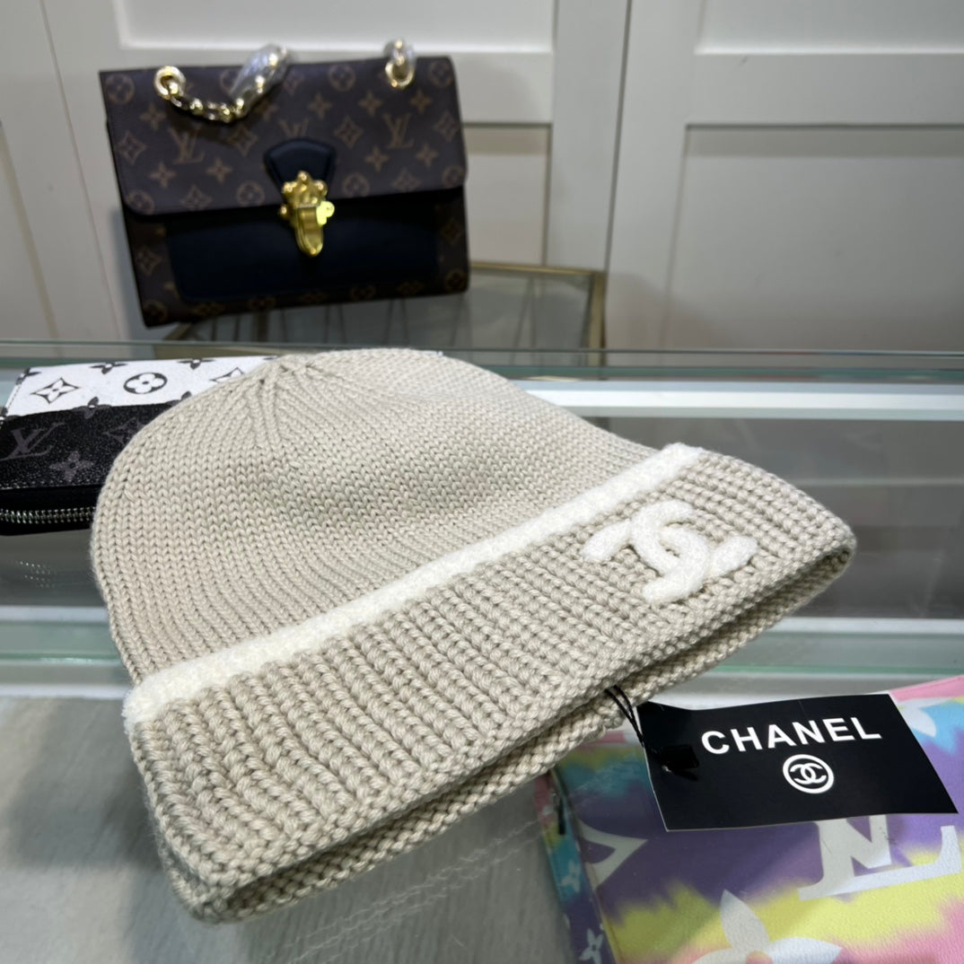 Fashion Retro Double C Knit Hat