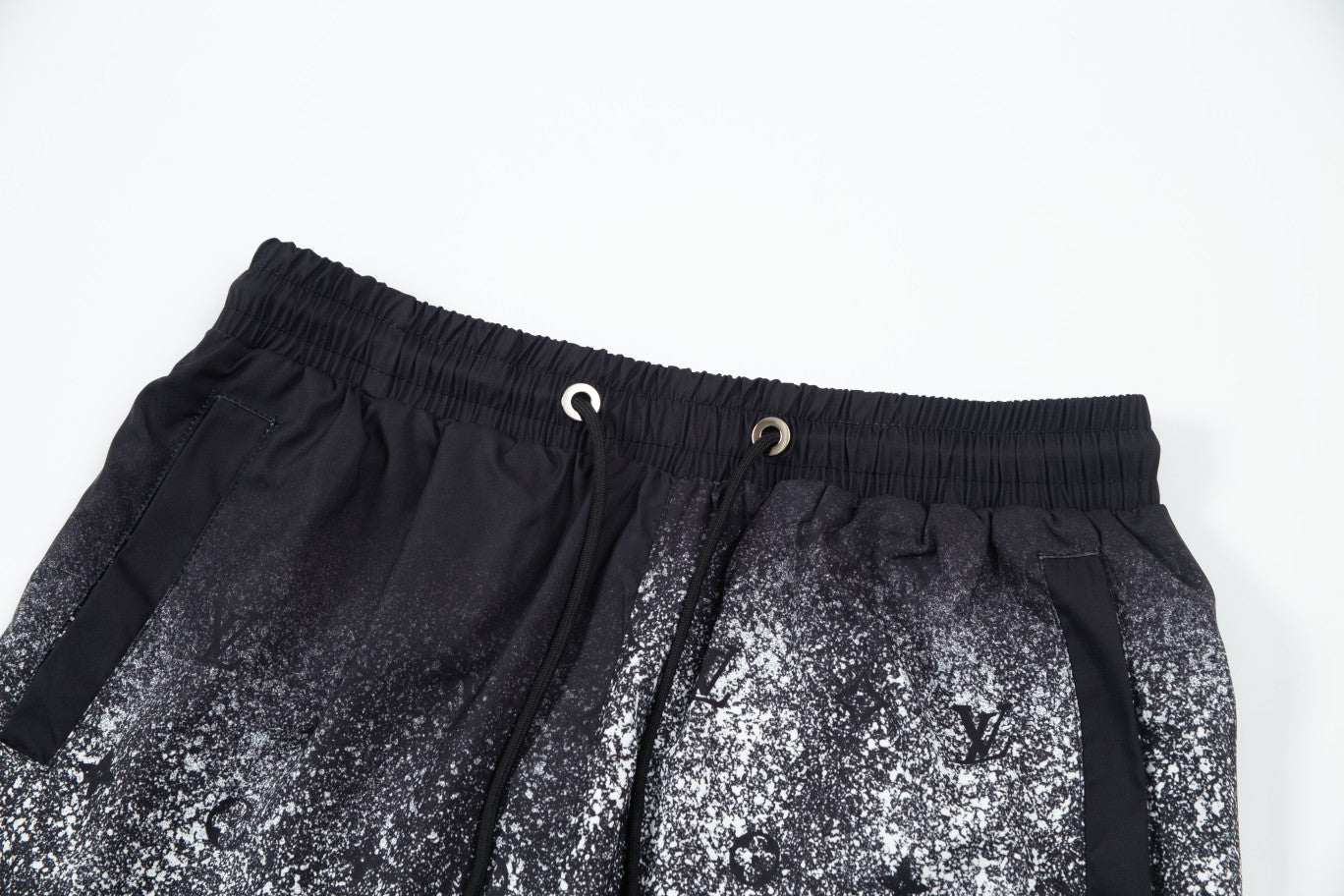 New star knit shorts