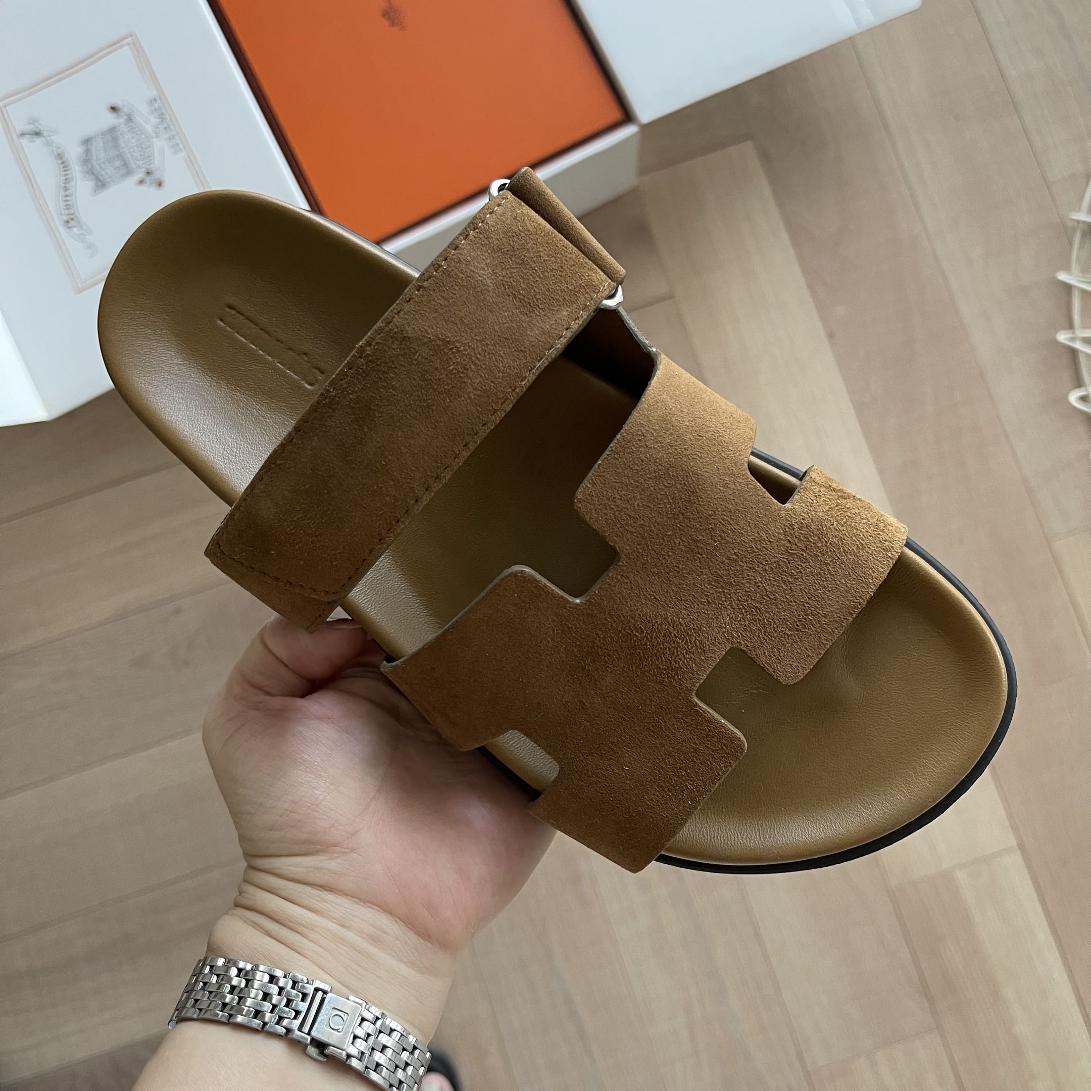 0425 The latest summer calfskin functional sandals