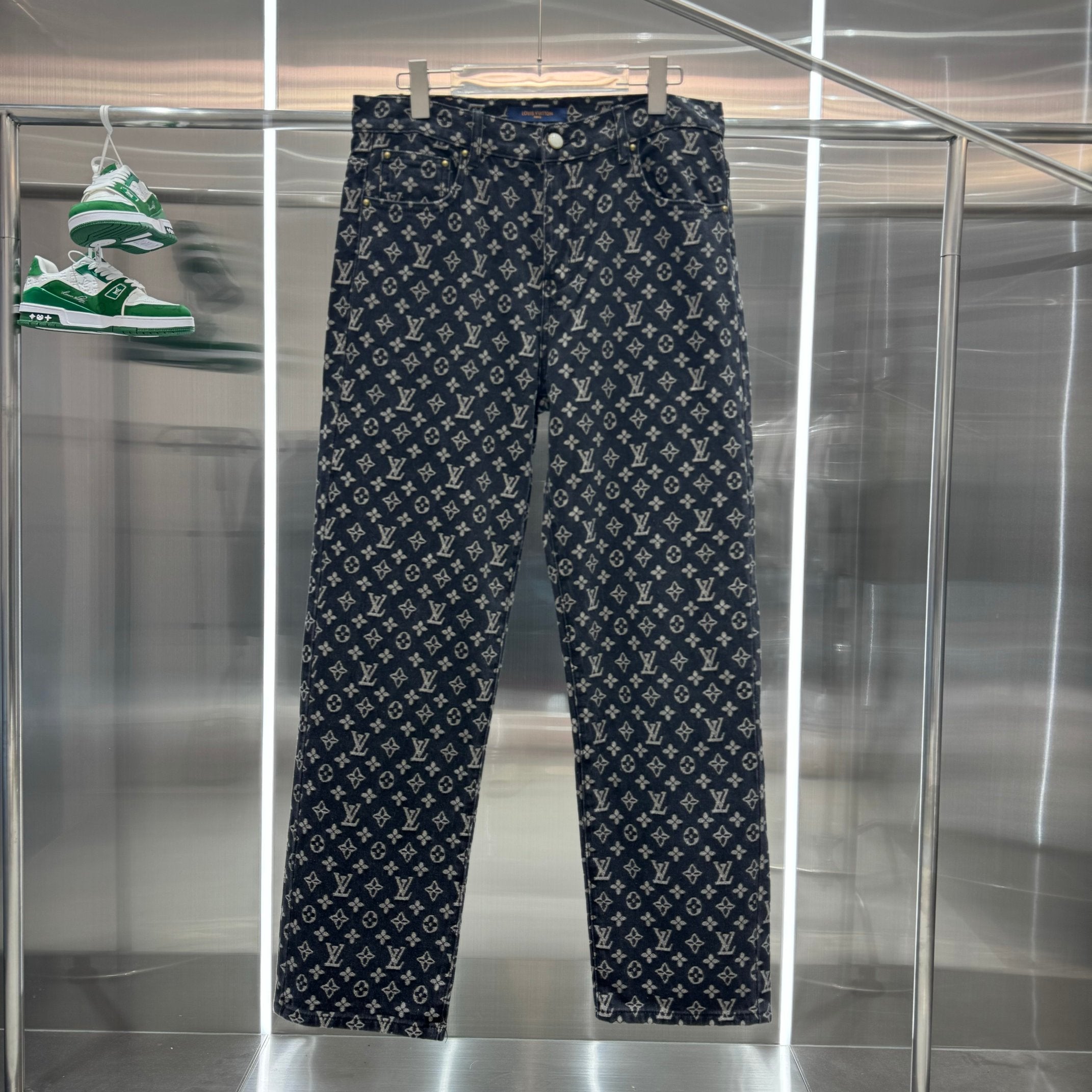 0617 New cargo style printed jeans