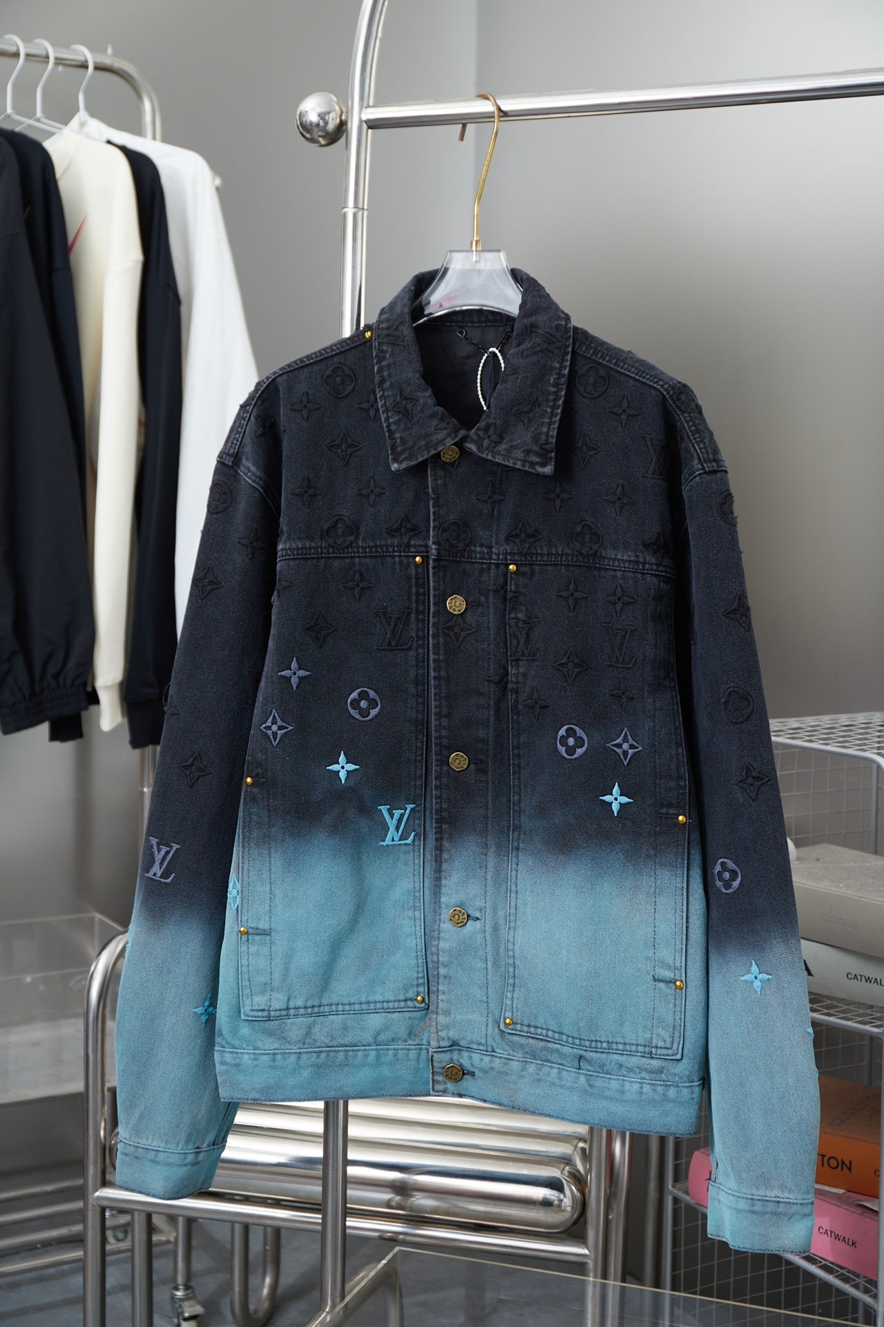 0916 Heavy gradient Aurora embroidered denim jacket