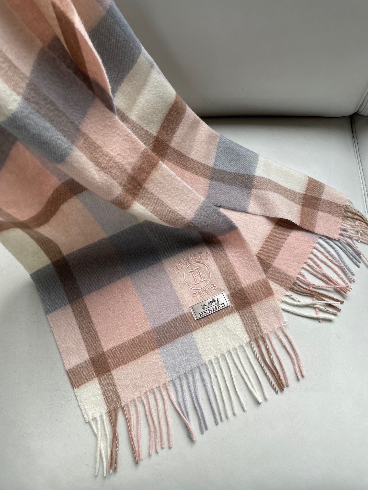 1002 Classic Soft and Comfortable Scarf