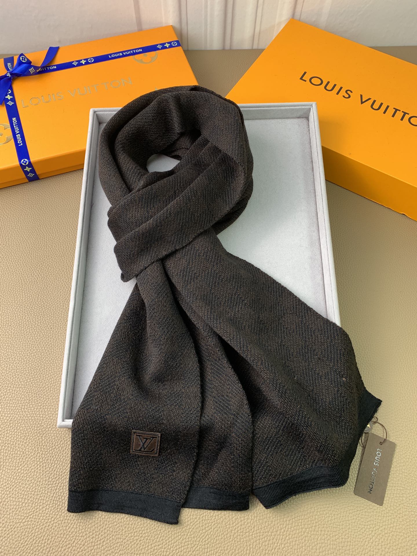 1002 Classic Soft and Comfortable Scarf